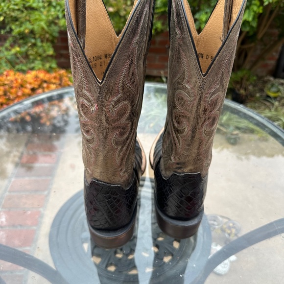 Lucchese alligator print Black and Brown Cowboy Boots with Decorative Stitching - Picture 4 of 11